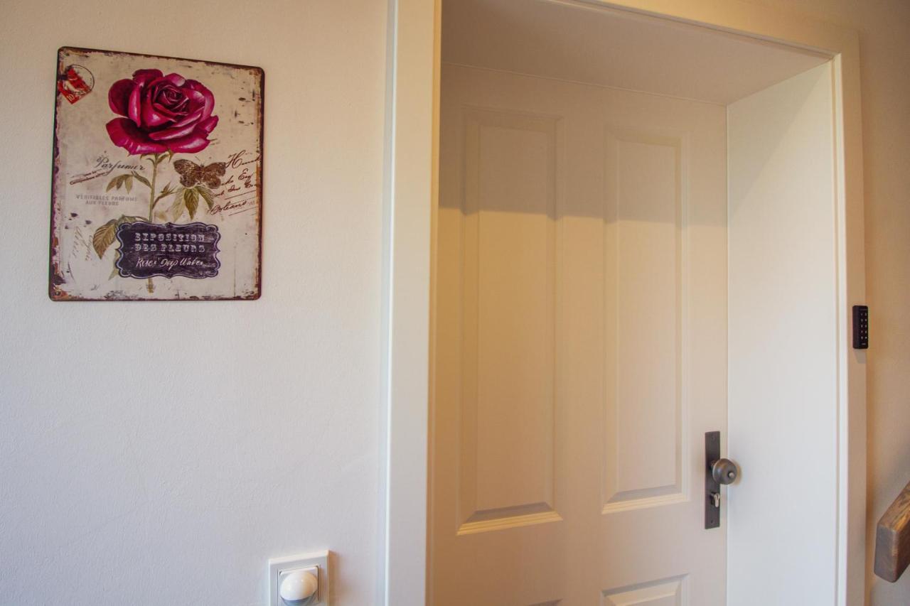Up Besoeoek - Wildrose Mit Sauna ครุมเฮิร์น ภายนอก รูปภาพ