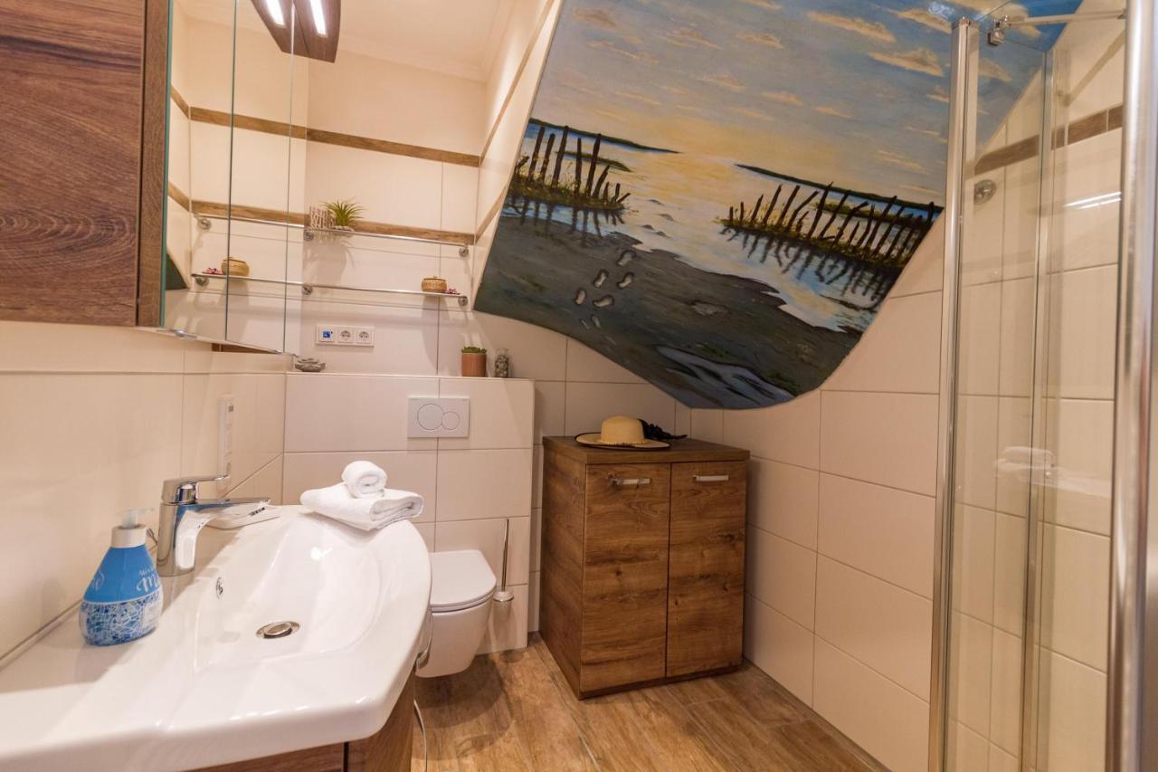 Up Besoeoek - Wildrose Mit Sauna ครุมเฮิร์น ภายนอก รูปภาพ